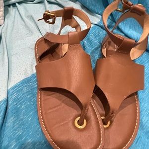 Michael Kors leather sandals excellent condition